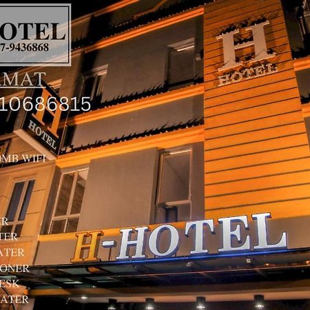 H Hotel Сеґамат Екстер'єр фото