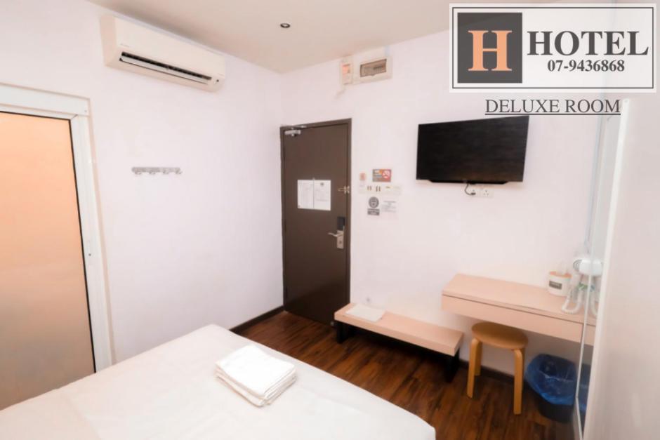 H Hotel Сеґамат Екстер'єр фото