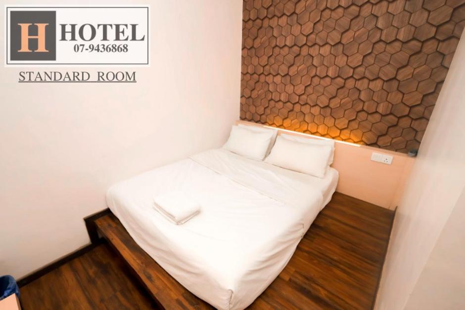 H Hotel Сеґамат Екстер'єр фото
